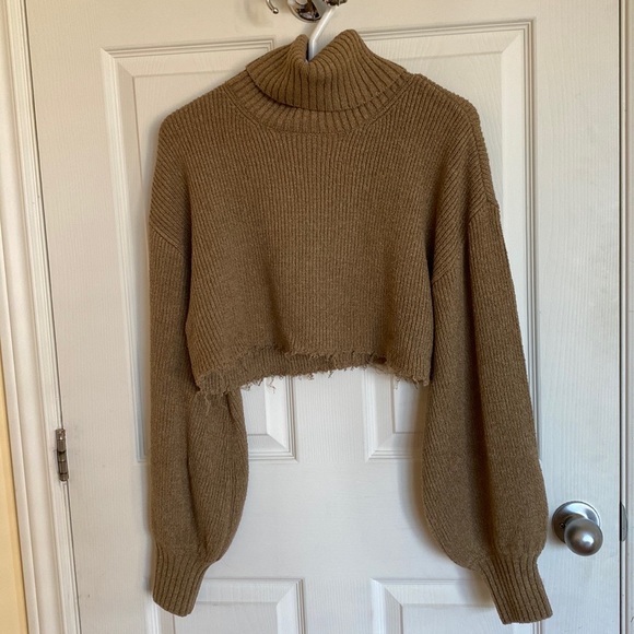 L’Academie cropped sweater - Picture 5 of 6